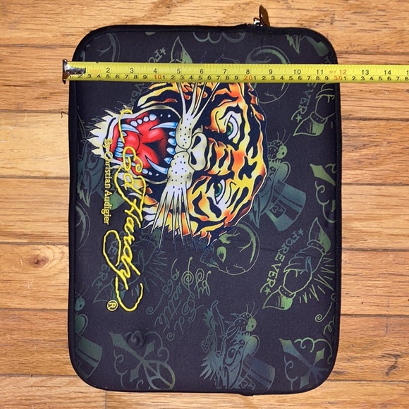 Ed Hardy Laptop Bag - Picture 3 of 8